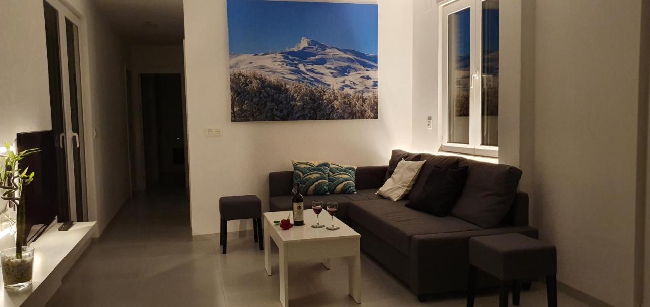 Ecosmart Apartments Granada Exteriör bild